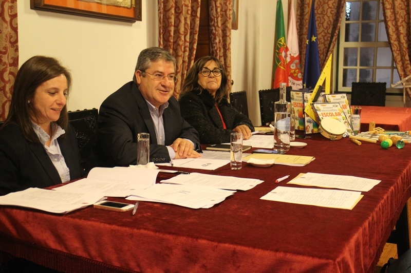 Município de Porto de Mós reúne Conselho Municipal de Educação
