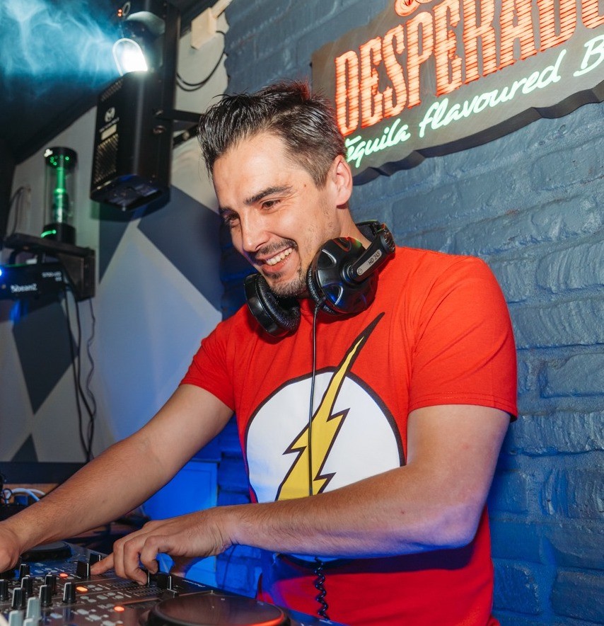 DJ Strada