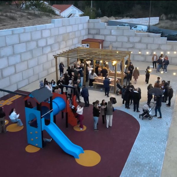 74f7d6d0_f24d_49de_b97c_f84741805f3a