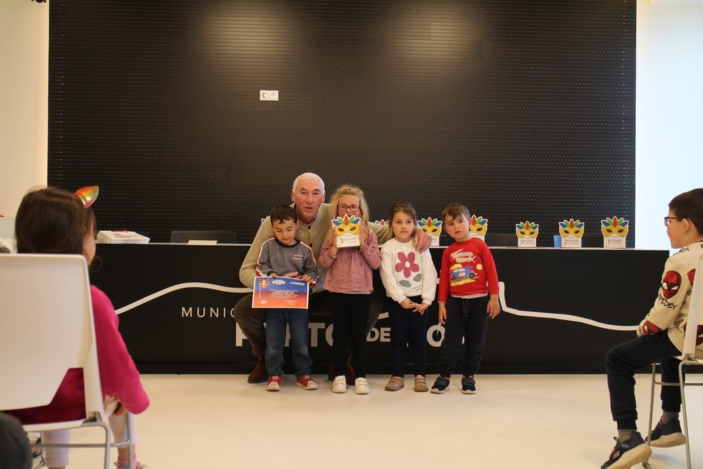 3.º Lugar – GAFA SALTANTE, Jardim de Infância do Alqueidão da Serra – Sala 2