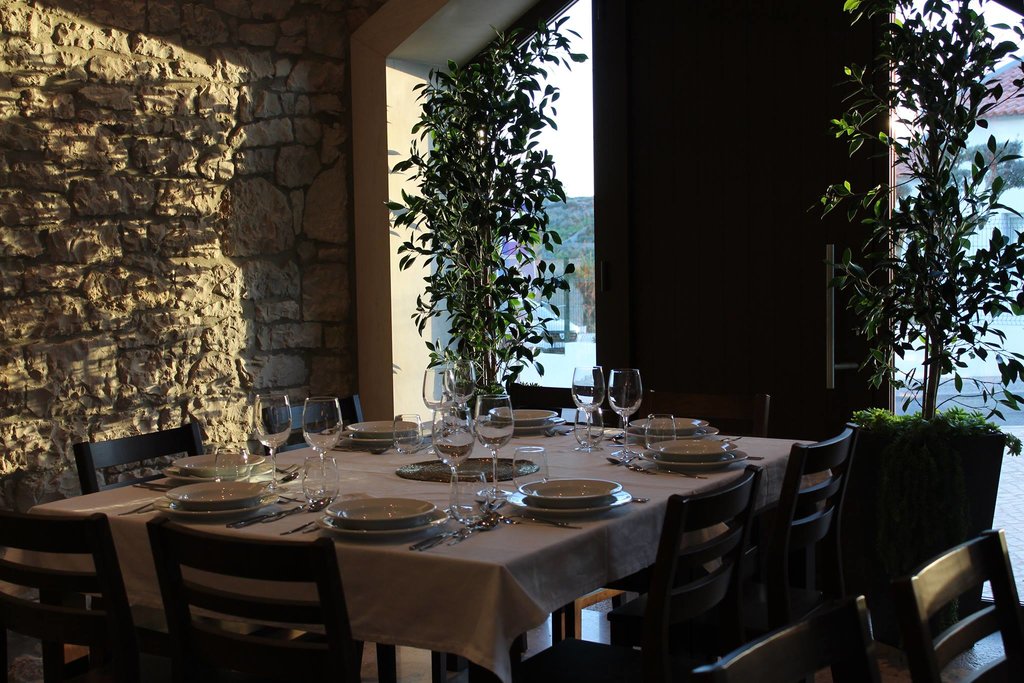 36309659_469934423460549_1519393866925473792_o