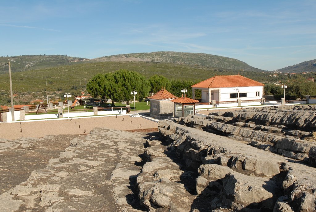 parque_manuel_batista_amado_telhados_d_agua_mendiga_rog_21