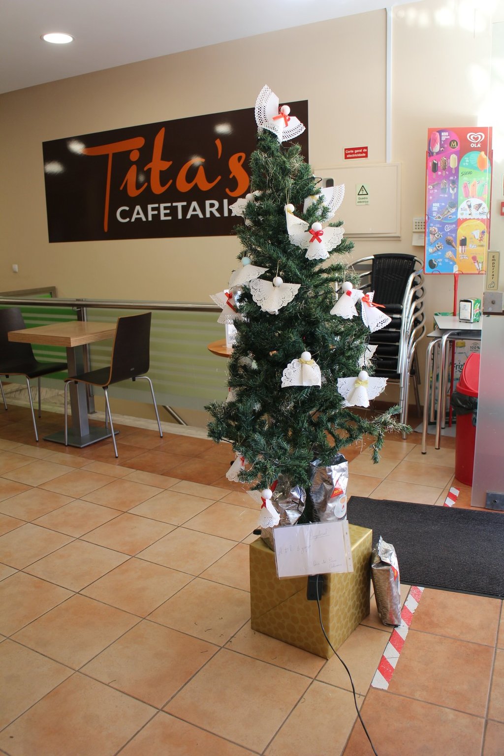 TITA'S CAFETARIA-Porto de Mós_ATL São Jorge-Casa do Povo da Calvaria