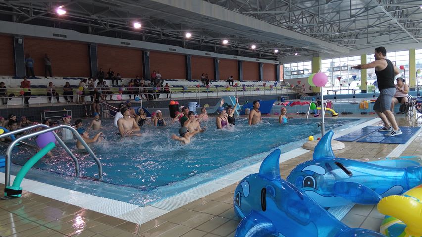 Festival de encerramento da Escola de Natação de Porto de Mós