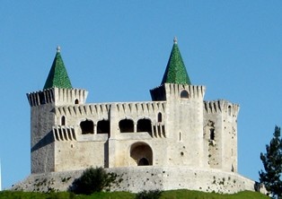 AVISO - Acesso condicionado e encerramento do Castelo de Porto de Mós