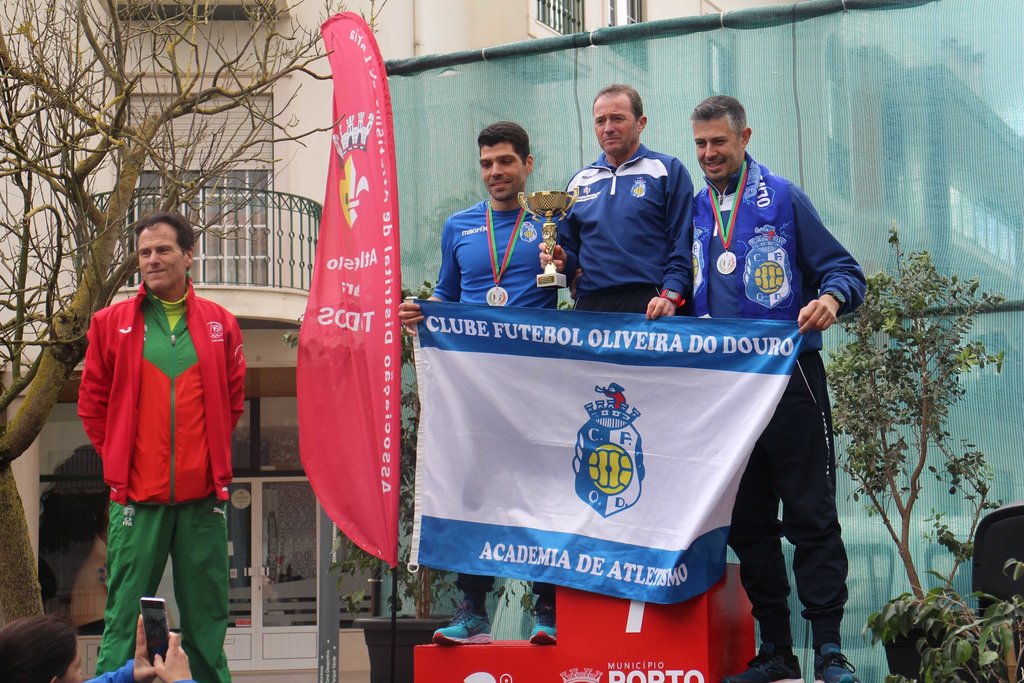 João Vieira e Vitória Oliveira sagram-se campeões nacionais de marcha em Porto de Mós