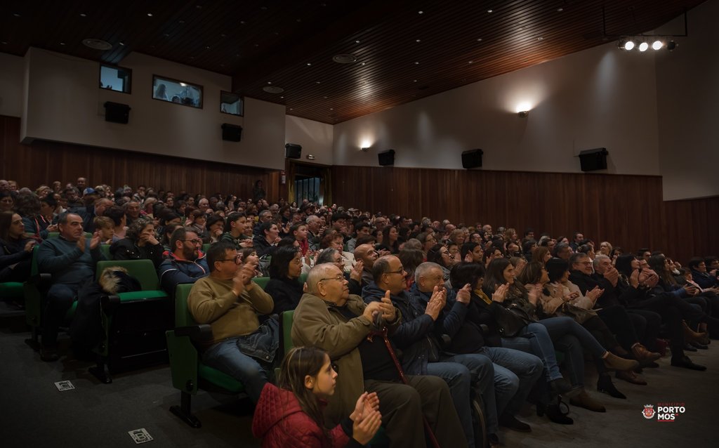 Teatremos esgota sala, sessão após sessão!