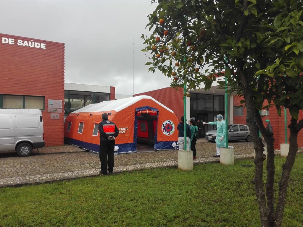 Tenda para triagem ao Covid-19 já está instalada