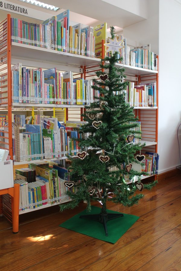 biblioteca_municipal_porto_de_mos_felicidade_pelas_artes_calvaria_de_cima