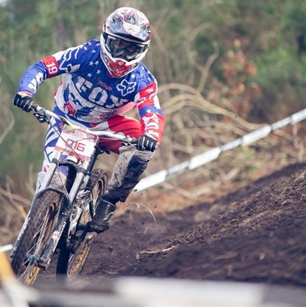 Downhill Figueiredo. O sucesso sobre rodas!