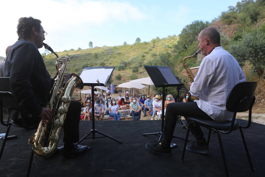 Música ecoou no anfiteatro da Fórnea