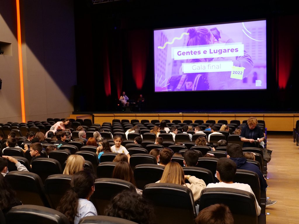 “Gentes e Lugares” de Porto de Mós conquistam simpatia e prémios da Rede Cultura