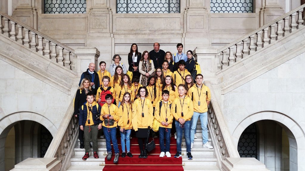 Jovens Autarcas do concelho visitam a Assembleia da República