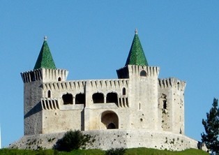AVISO - Acesso condicionado e encerramento do Castelo de Porto de Mós 