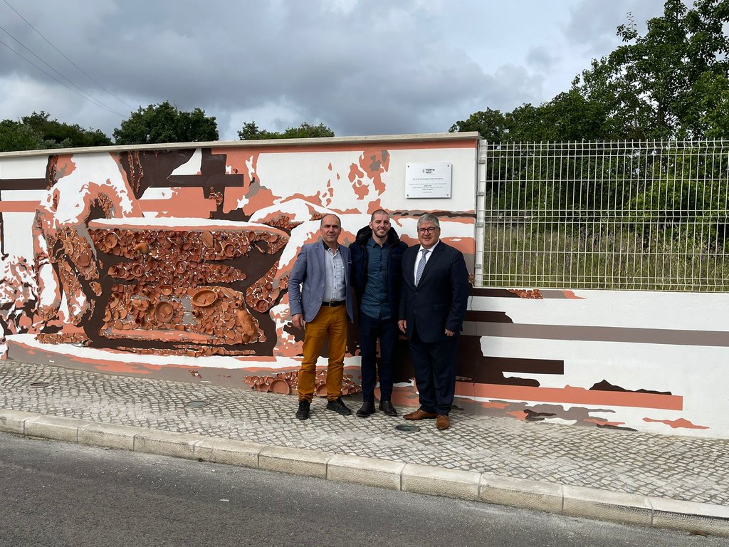 Inaugurado Mural de Homenagem à Pedra e ao Barro