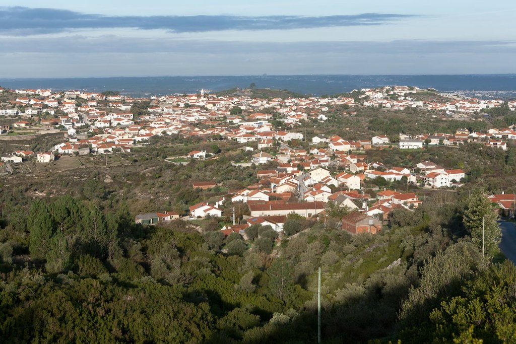 Obra de melhoria no serviço de abastecimento de água em Alqueidão da Serra inicia brevemente