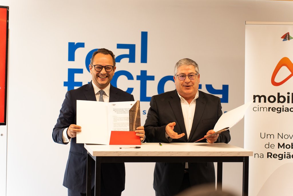 Transporte Flexível a Pedido com sede na Real Factory