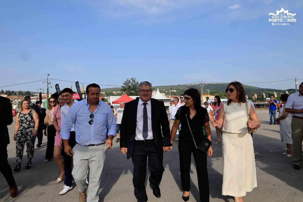 Festas de São Pedro 2025, inauguração oficial com muita animação