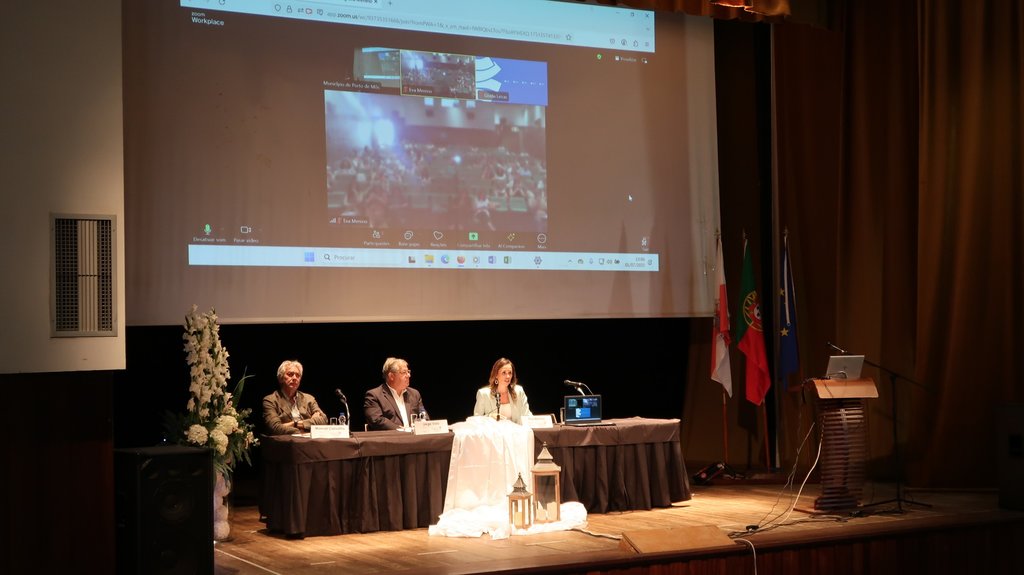 Porto de Mós acolheu I Congresso Internacional sobre Crianças e Jovens com Necessidades de Saúde ...