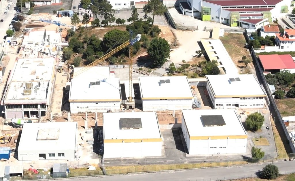 Obras na Escola Secundária de Porto de Mós continuam a avançar!