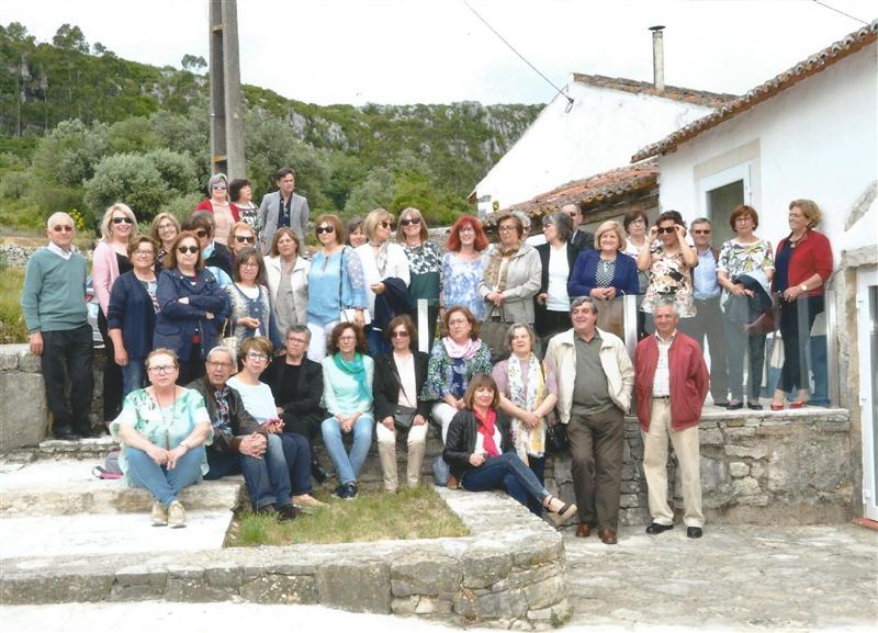 Porto de Mós é ponto de encontro de antigos alunos!