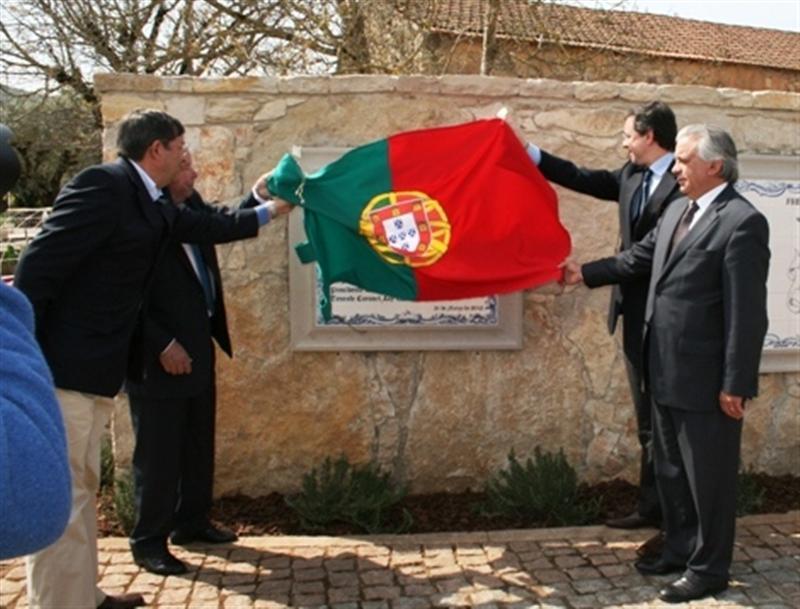 Arrimal inaugura Praça dos Combatentes