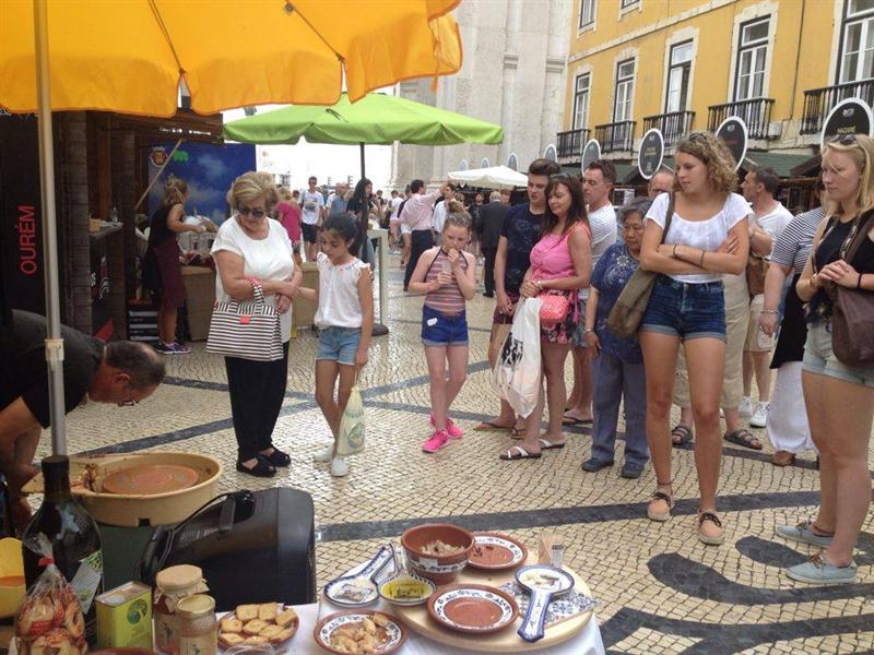 Porto de Mós promove-se nas ruas de Lisboa