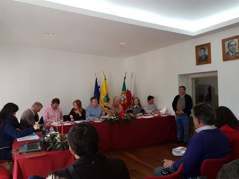 Reunião de câmara descentralizada tem lugar na freguesia de Porto de Mós