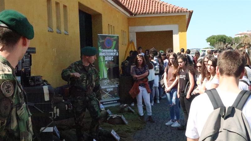 Marchar para a Cidadania dá a conhecer exército