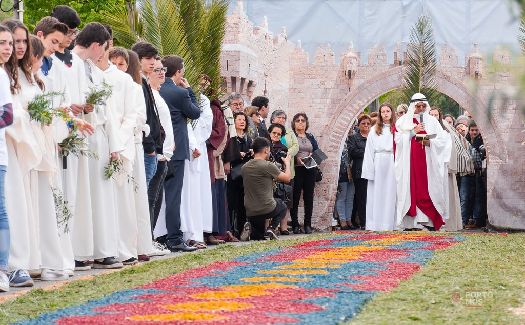 Categoria PROCISSÕES E ROMARIAS: Domingo de Ramos